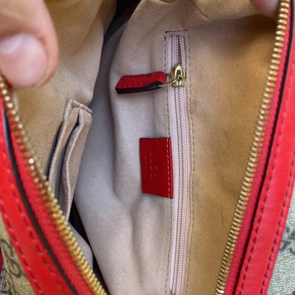 Gucci Beige Bee Embroidered Canvas & Leather small Day Backpack & Wallet - Picture 2 of 12